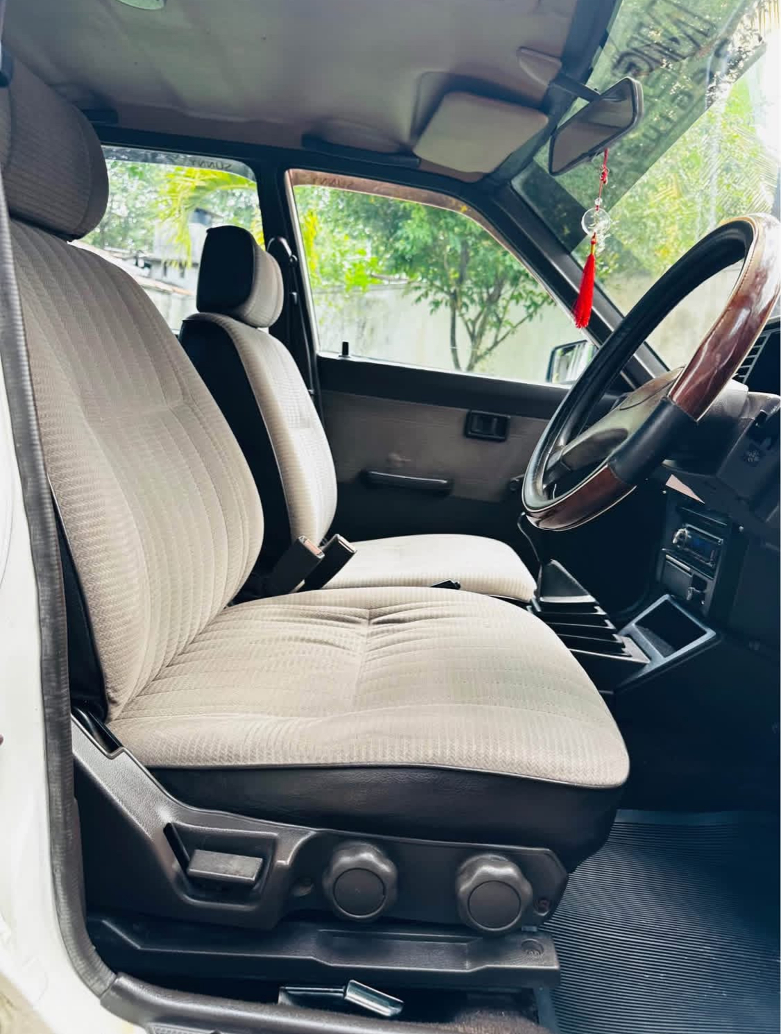 Nissan Sunny 1995 - භාවිතා කරන ලද කාර් sale in Sri Lanka - patpat.lk