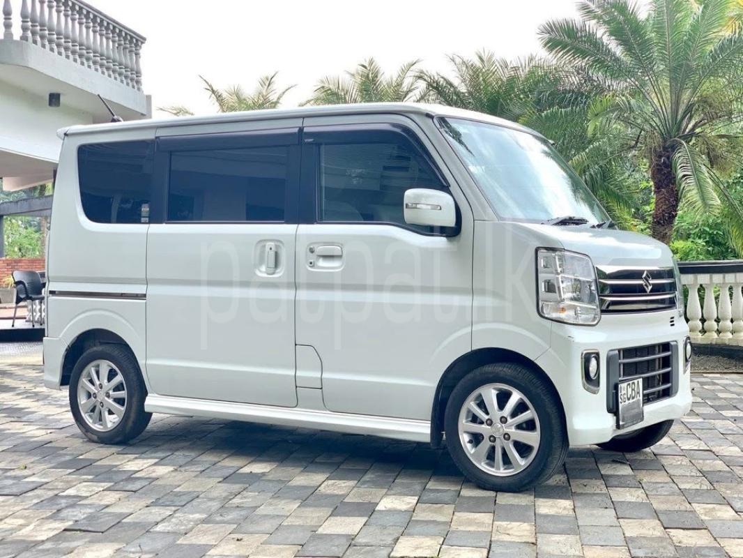 Advertisement image 3