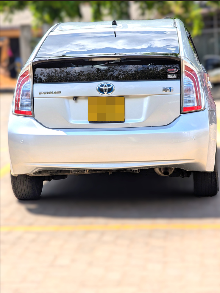 Toyota Prius 2012 - பயன்படுத்தப்பட்டது கார் sale in Sri Lanka - patpat.lk