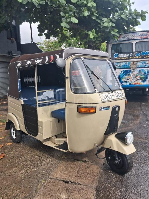 Bajaj 2 stroke 2003 - பயன்படுத்தப்பட்டது முச்சக்கர வண்டி sale in Sri Lanka - patpat.lk