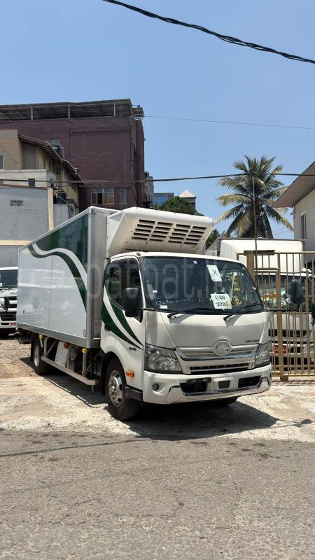 Hino Dutro 2019 - சான்றளிக்கப்பட்டது டிரக் sale in Sri Lanka - patpat.lk