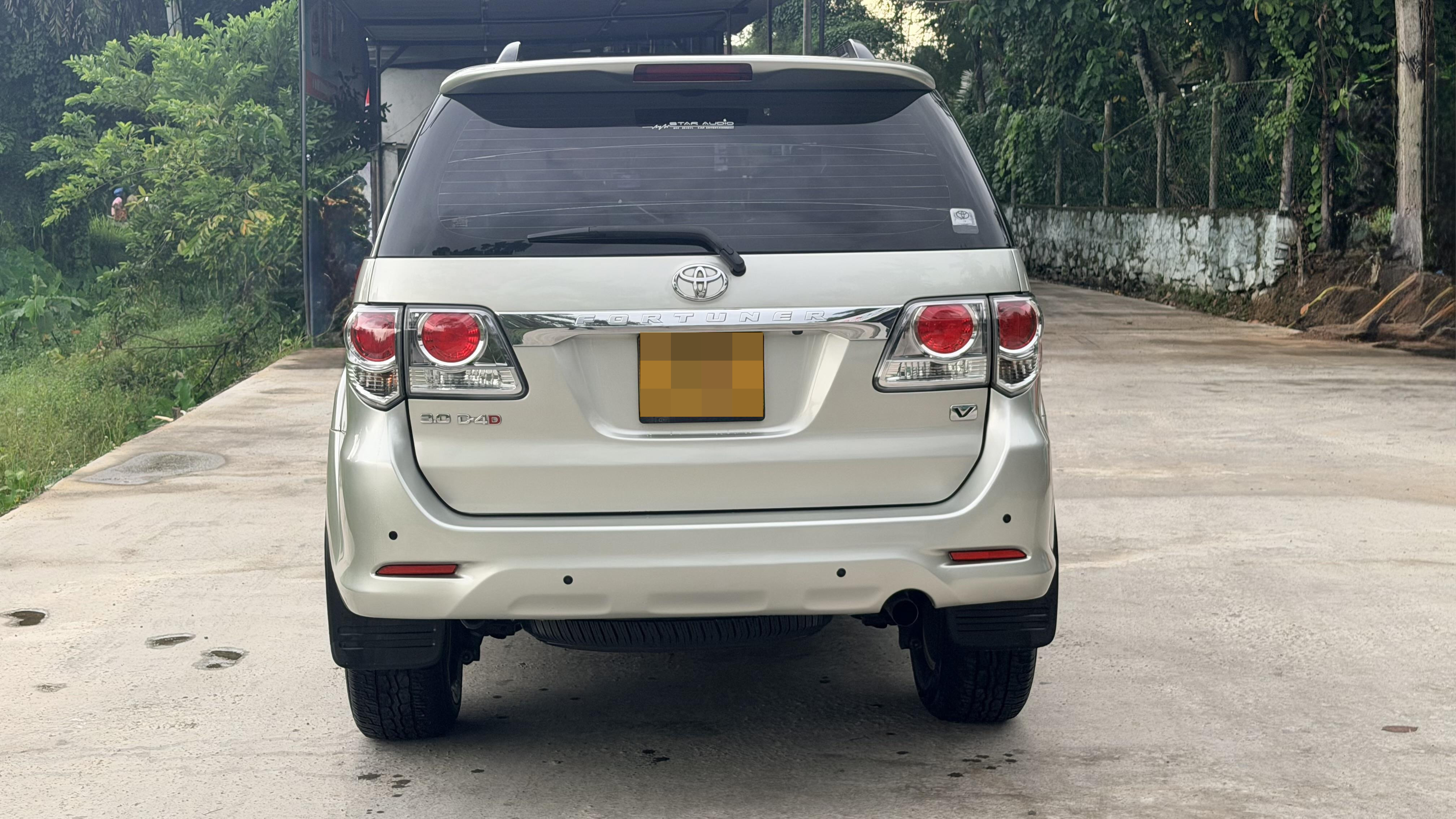 Toyota Fortuner 2013 - Used SUV sale in Sri Lanka - patpat.lk