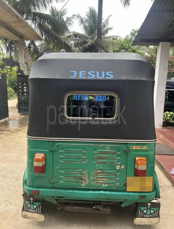 Bajaj Three Wheel 2012 - Used Three wheeler sale in Sri Lanka - patpat.lk