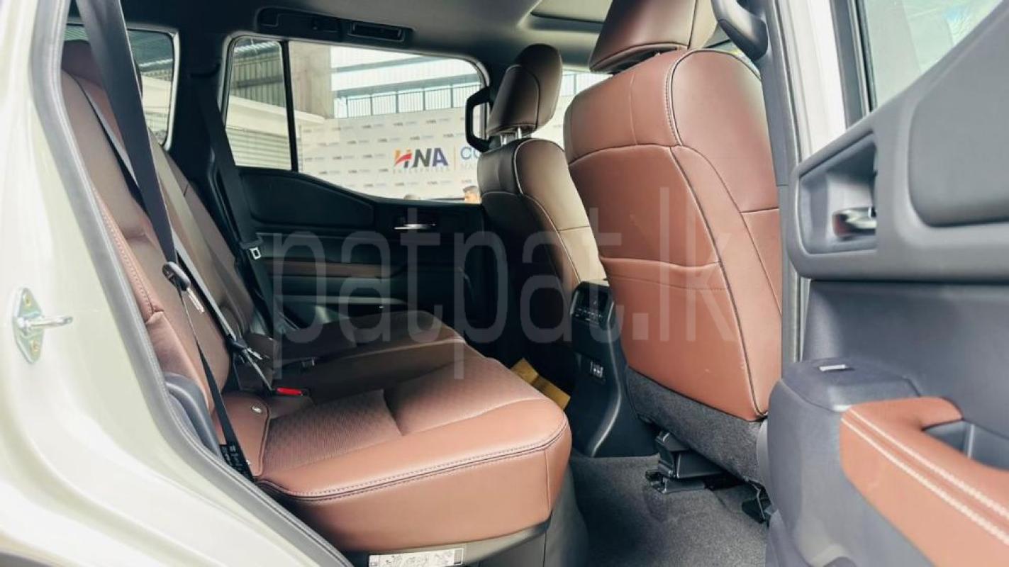 Advertisement image 6