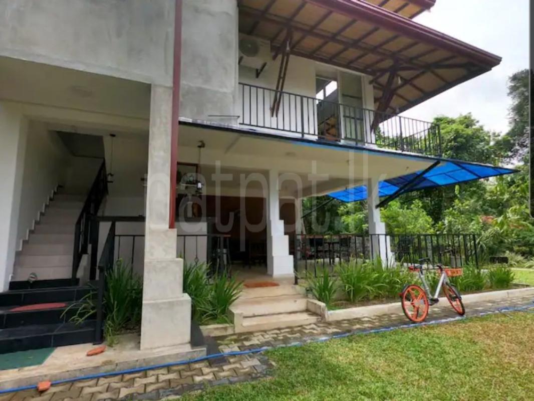 Restaurant for Sale in Yakkala