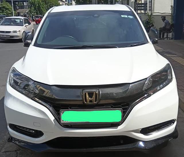 Honda Vezel 2017 - பயன்படுத்தப்பட்டது SUV sale in Sri Lanka - patpat.lk