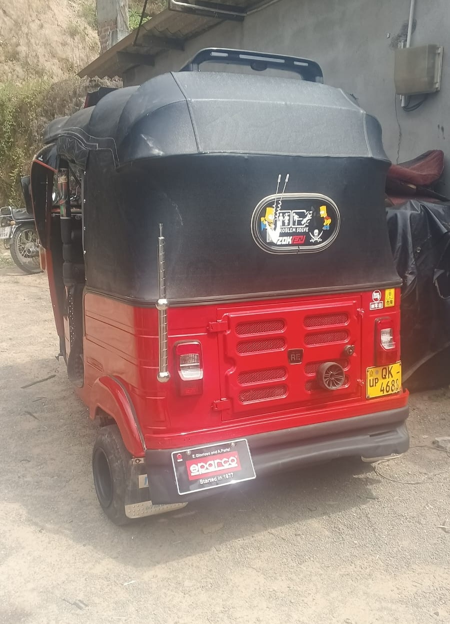 Bajaj Three Wheel 2007 - பயன்படுத்தப்பட்டது முச்சக்கர வண்டி sale in Sri Lanka - patpat.lk