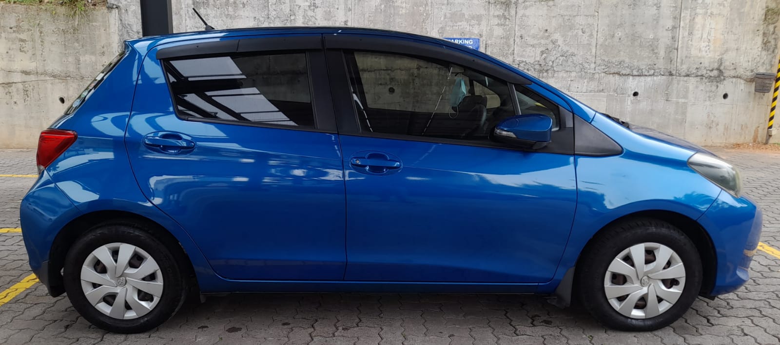 Toyota Vitz 2016 - Used Car sale in Sri Lanka - patpat.lk