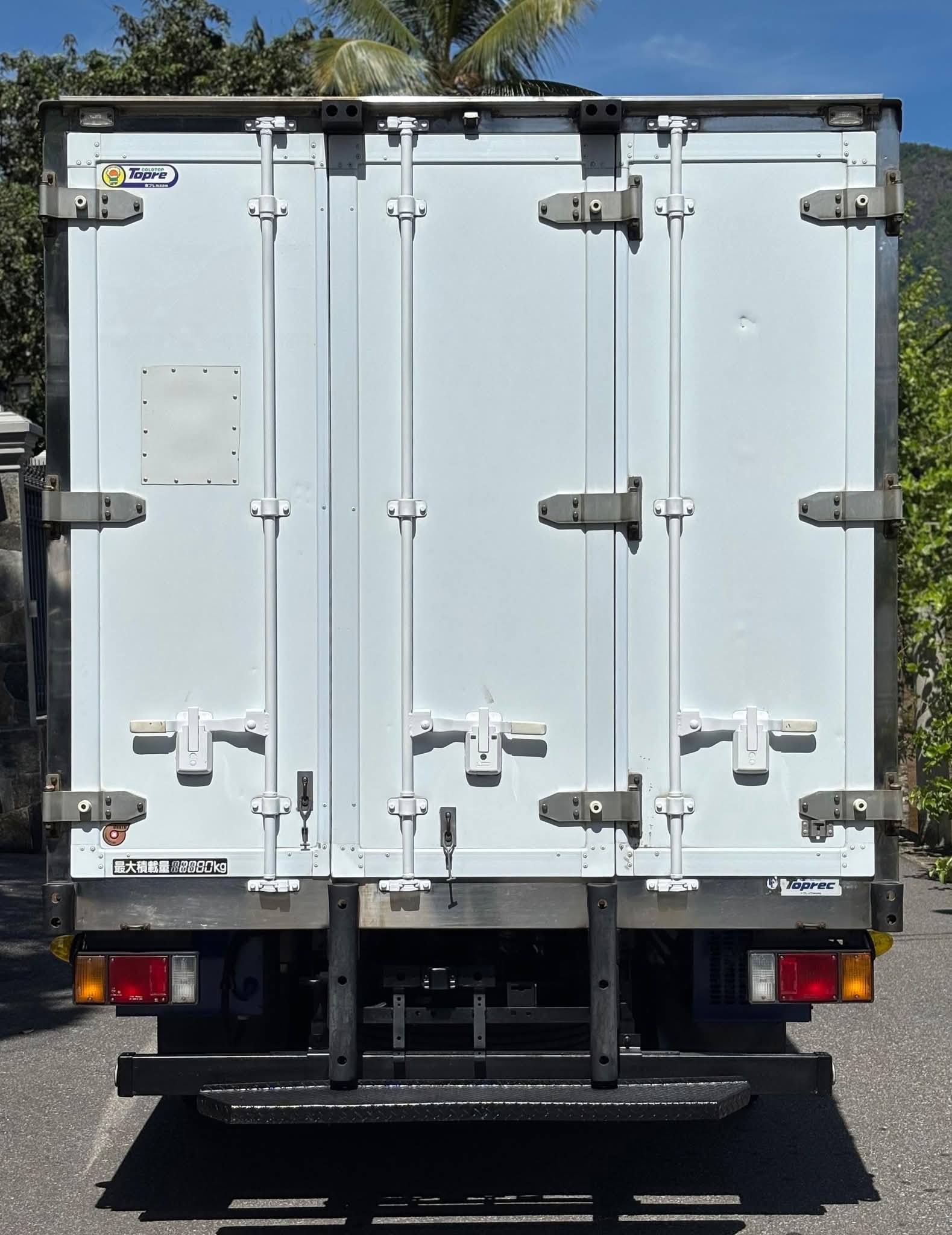 Isuzu ELF 2017 - Brand New Truck sale in Sri Lanka - patpat.lk