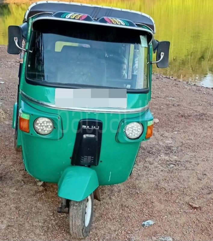 Bajaj 4 stroke 2010 - பயன்படுத்தப்பட்டது முச்சக்கர வண்டி sale in Sri Lanka - patpat.lk