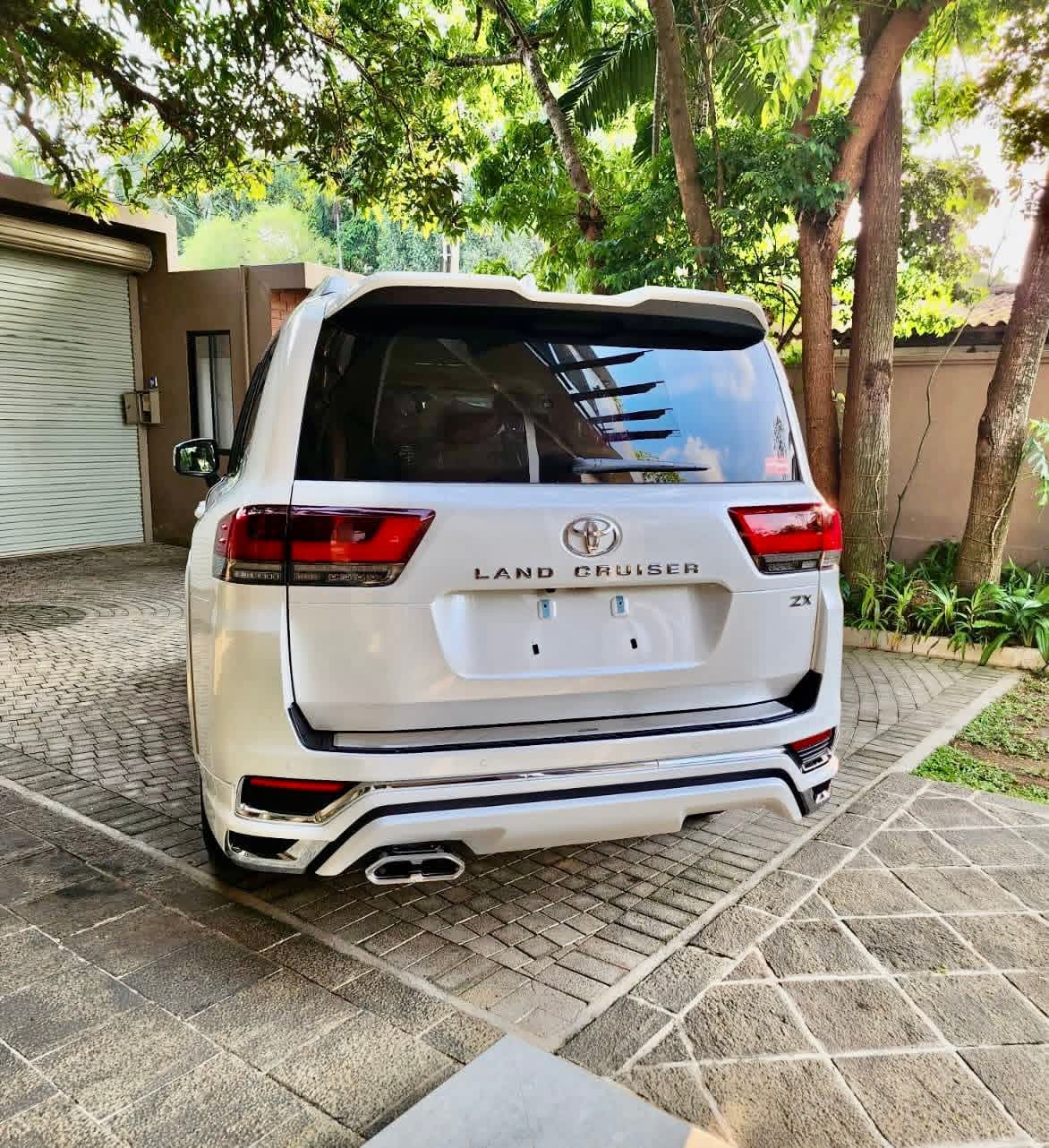 Toyota Land Cruiser 2025 - Brand New SUV sale in Sri Lanka - patpat.lk