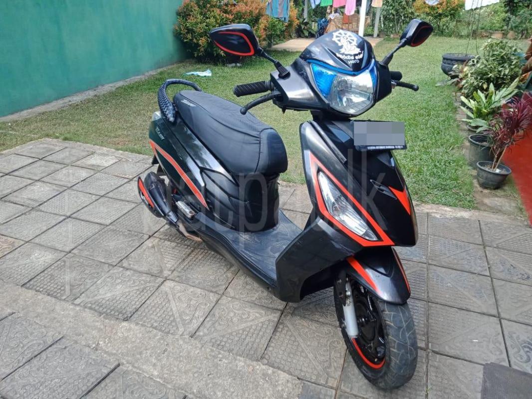 Advertisement image 4