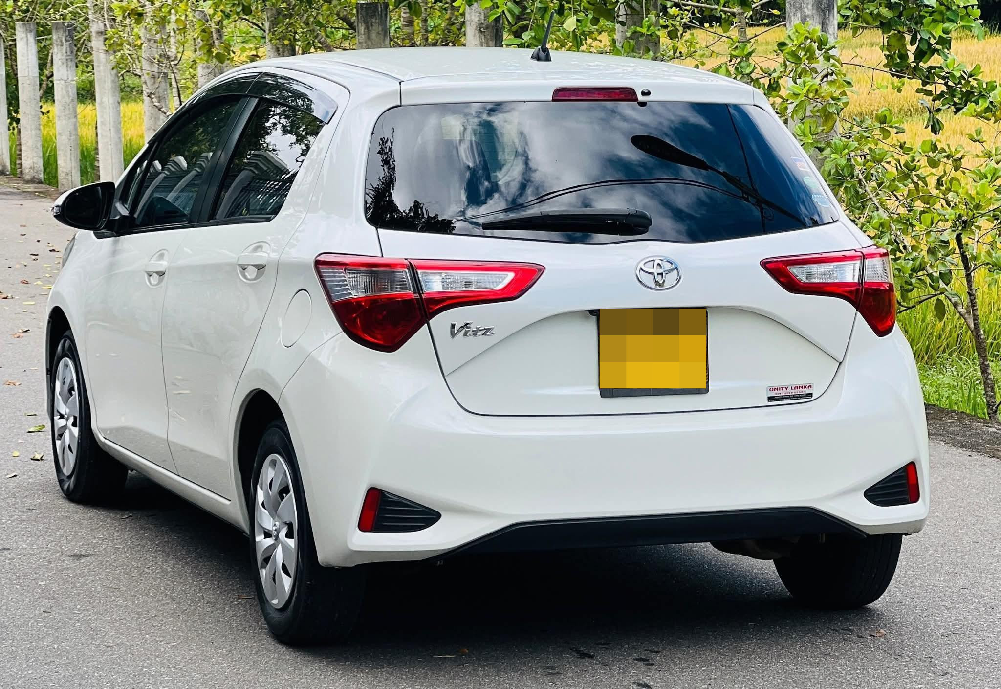 Toyota Vitz 2017 - Used Car sale in Sri Lanka - patpat.lk