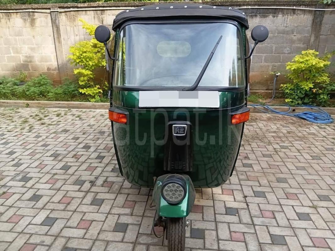 Bajaj Three Wheel 2000 - භාවිතා කරන ලද ත්‍රිරෝද රථය sale in Sri Lanka - patpat.lk
