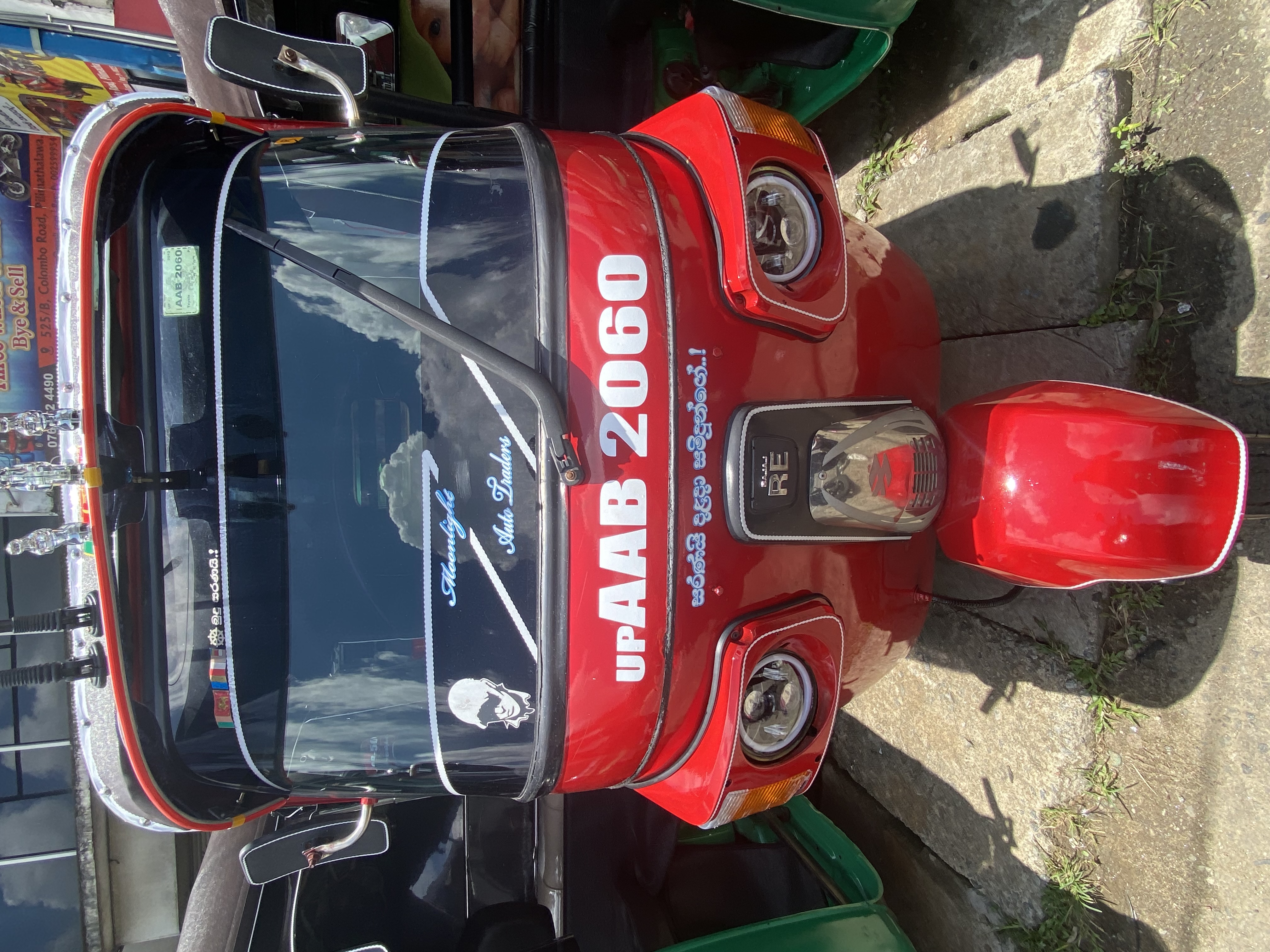 Bajaj Three Wheel 2012 ads-image-1