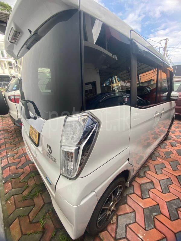 Advertisement image 4