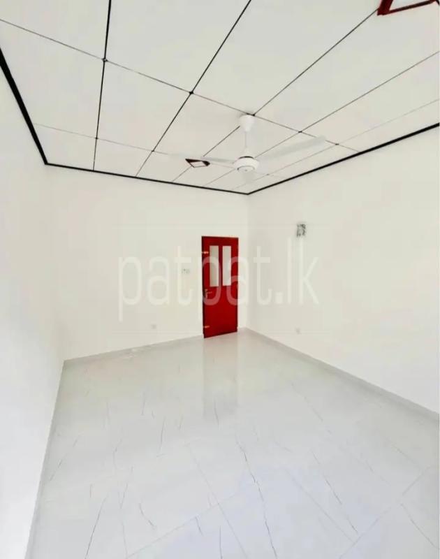 House for Sale in Athurugiriya
