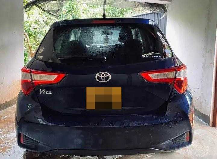 Toyota Vitz 2018 - பயன்படுத்தப்பட்டது கார் sale in Sri Lanka - patpat.lk