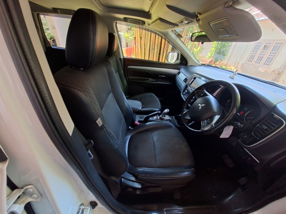 Mitsubishi Outlander 2014 - Used SUV sale in Sri Lanka - patpat.lk