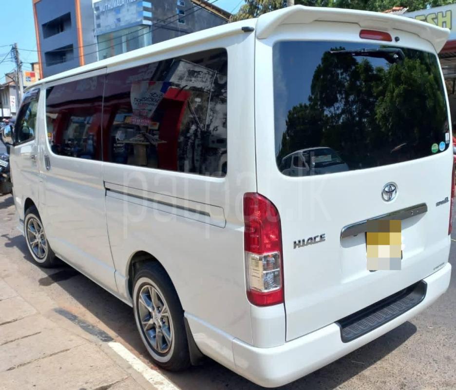 Toyota Hiace 2016 - Used Van sale in Sri Lanka - patpat.lk