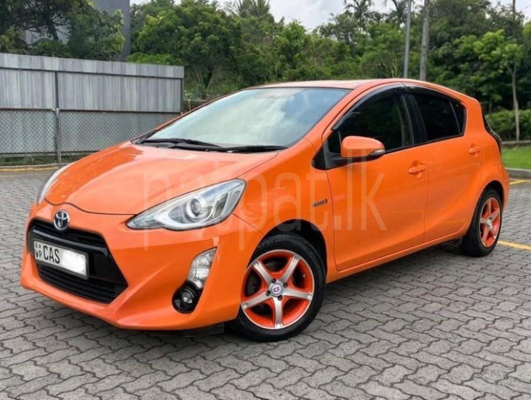Toyota Aqua 2015 - භාවිතා කරන ලද කාර් sale in Sri Lanka - patpat.lk
