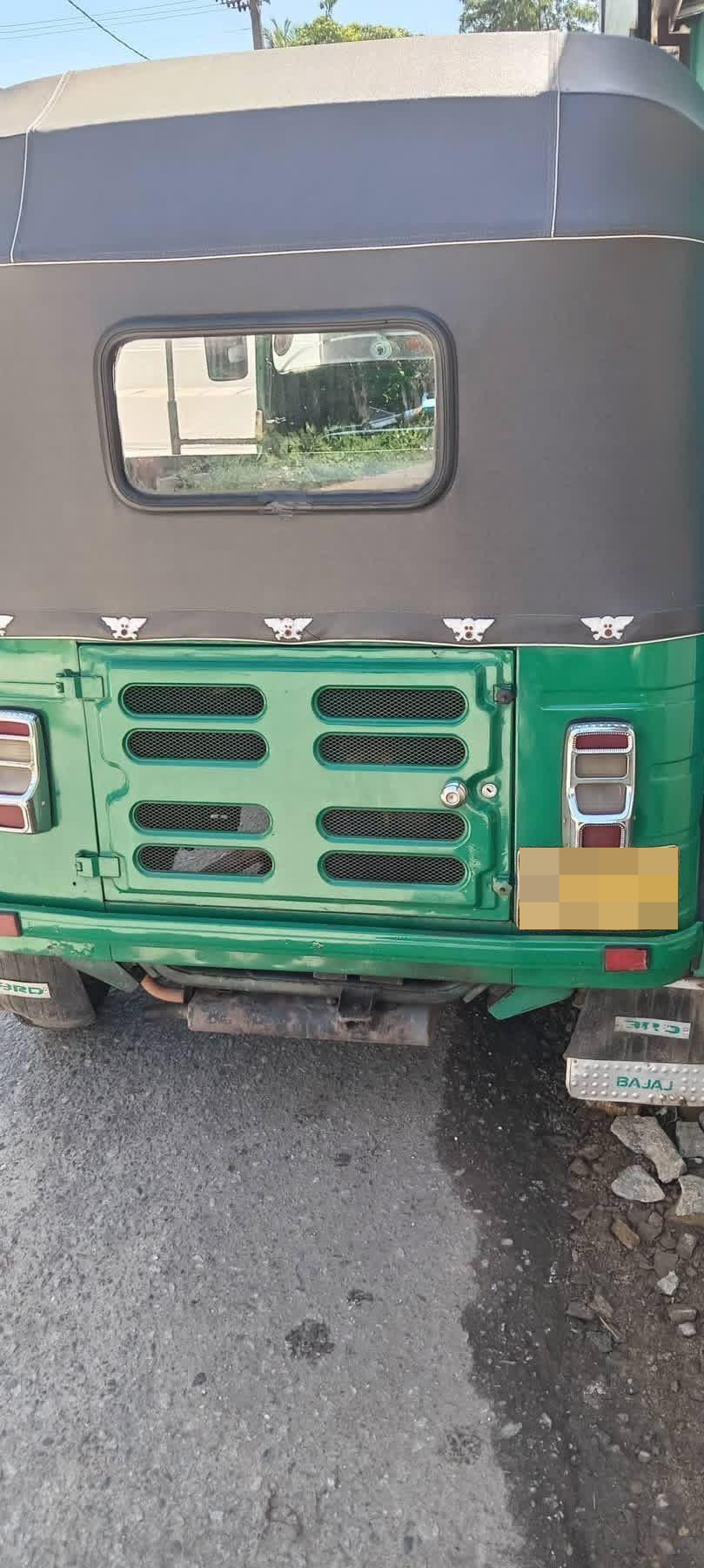 Bajaj Three Wheel 2010 - Used Three wheeler sale in Sri Lanka - patpat.lk