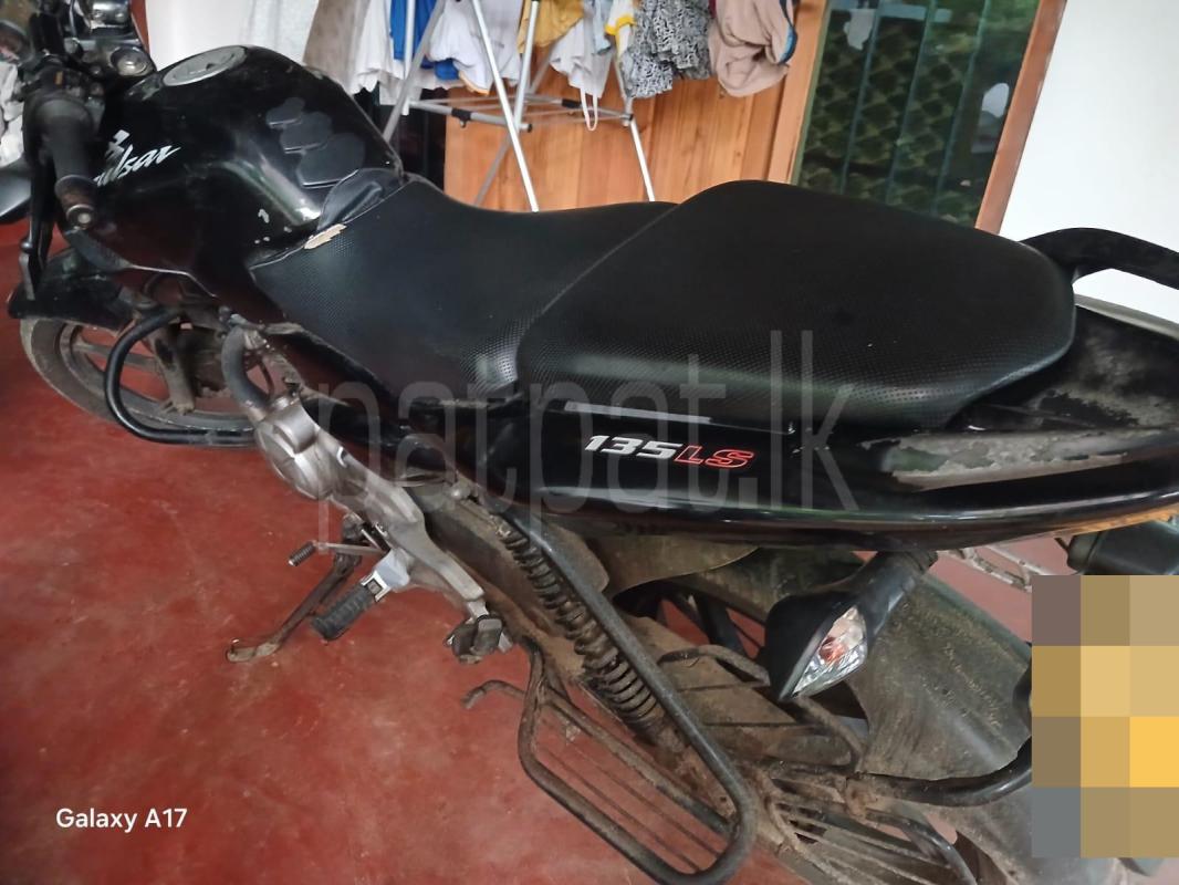 Bajaj Bike 2016 - Used Bike sale in Sri Lanka - patpat.lk