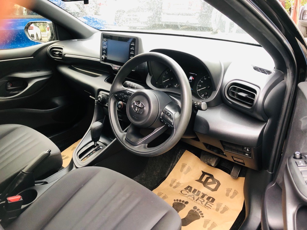 Toyota Yaris 2023 - Reconditioned Car sale in Sri Lanka - patpat.lk