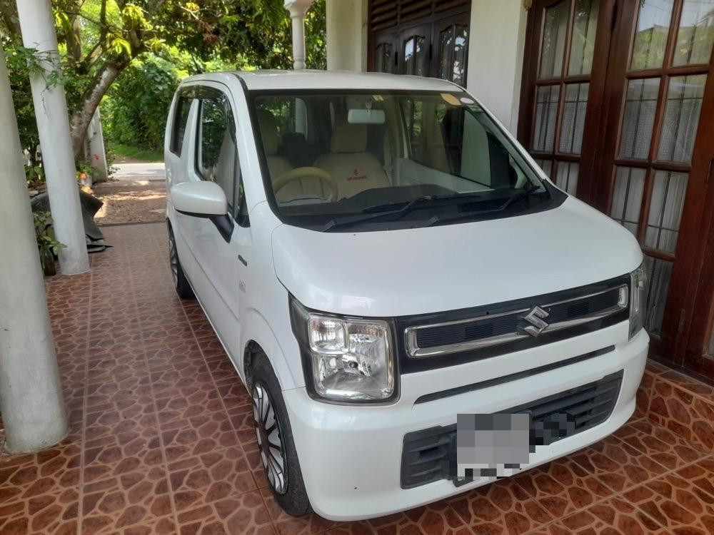 Suzuki Wagon R 2017 - භාවිතා කරන ලද කාර් sale in Sri Lanka - patpat.lk