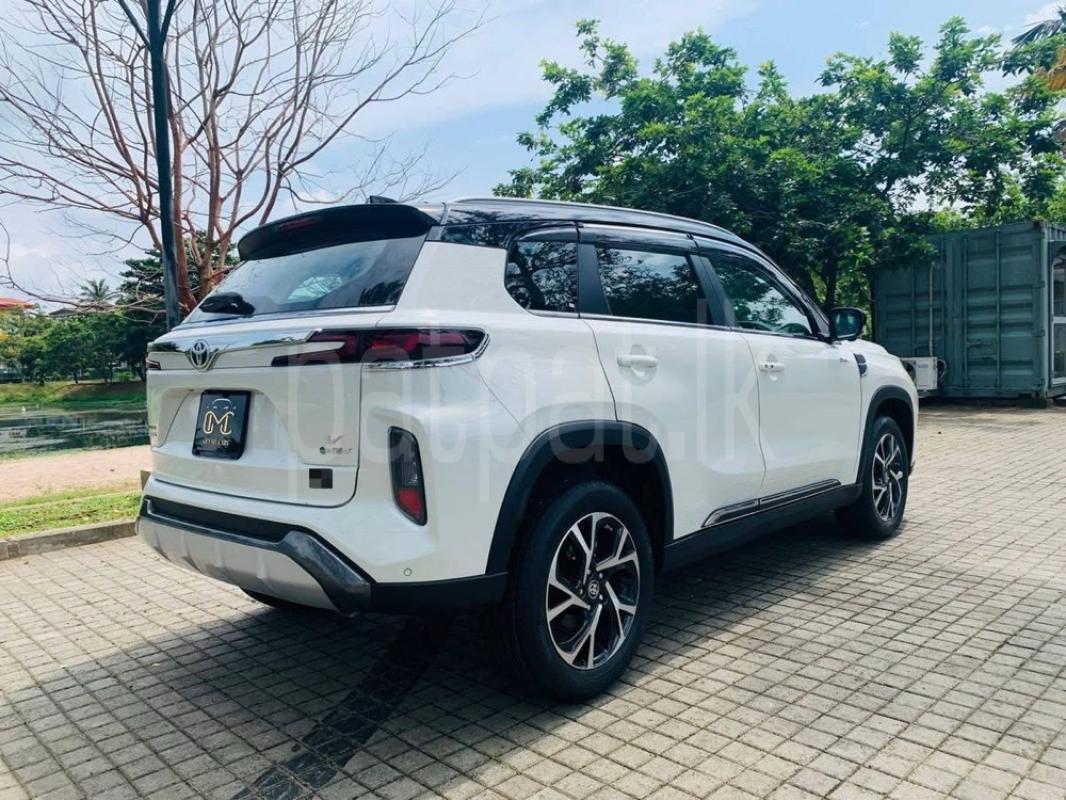 Advertisement image 6