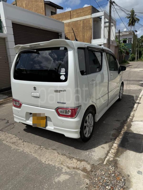 Suzuki Wagon R 2018 - பயன்படுத்தப்பட்டது கார் sale in Sri Lanka - patpat.lk