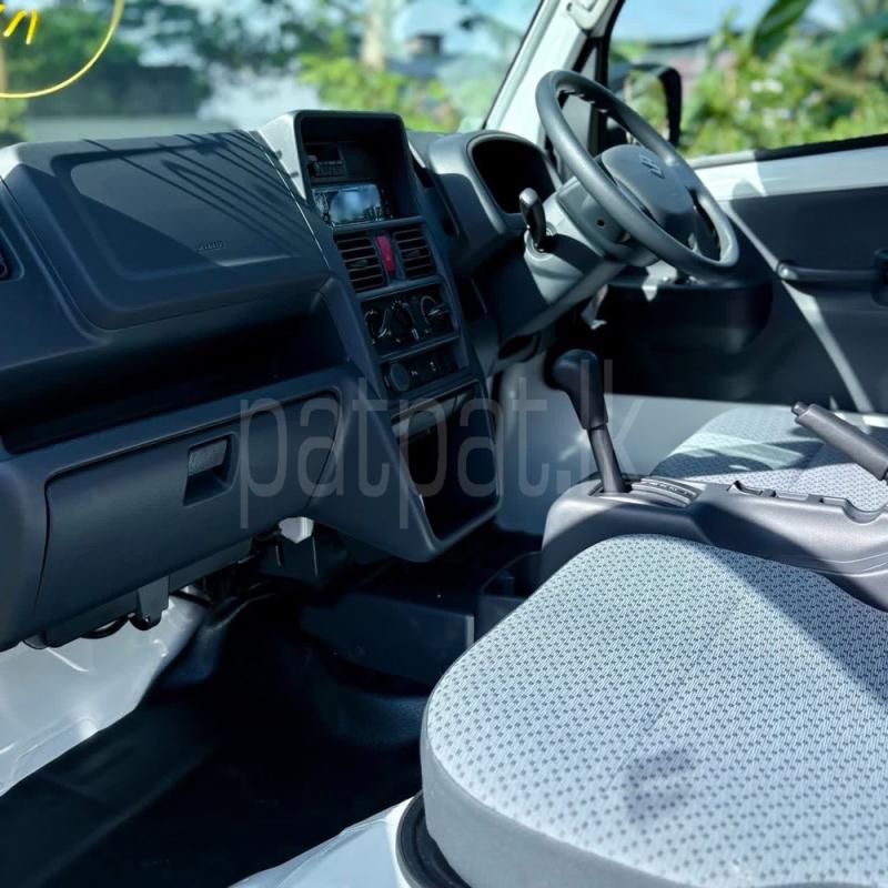 Advertisement image 6