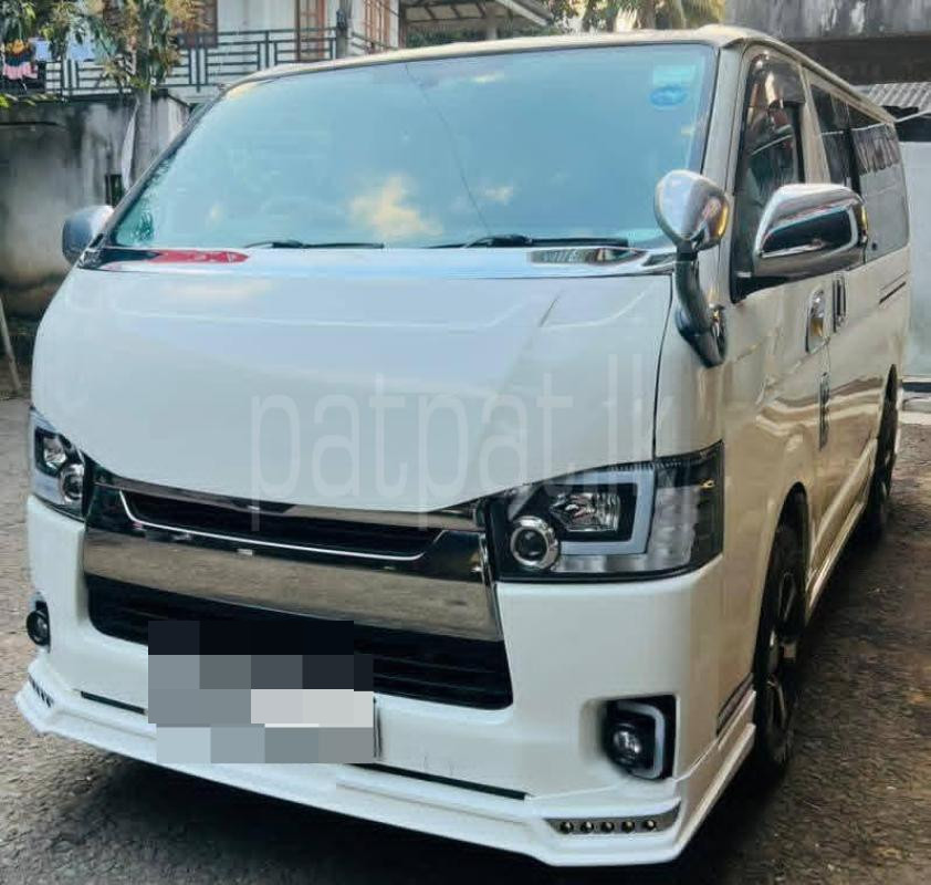 Toyota Hiace 2007 - பயன்படுத்தப்பட்டது வேன் sale in Sri Lanka - patpat.lk