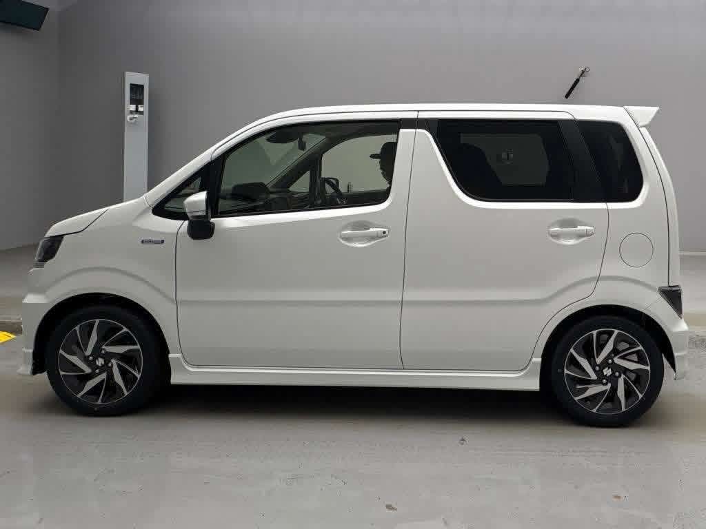 Suzuki Wagon R 2025 - பயன்படுத்தப்பட்டது கார் sale in Sri Lanka - patpat.lk