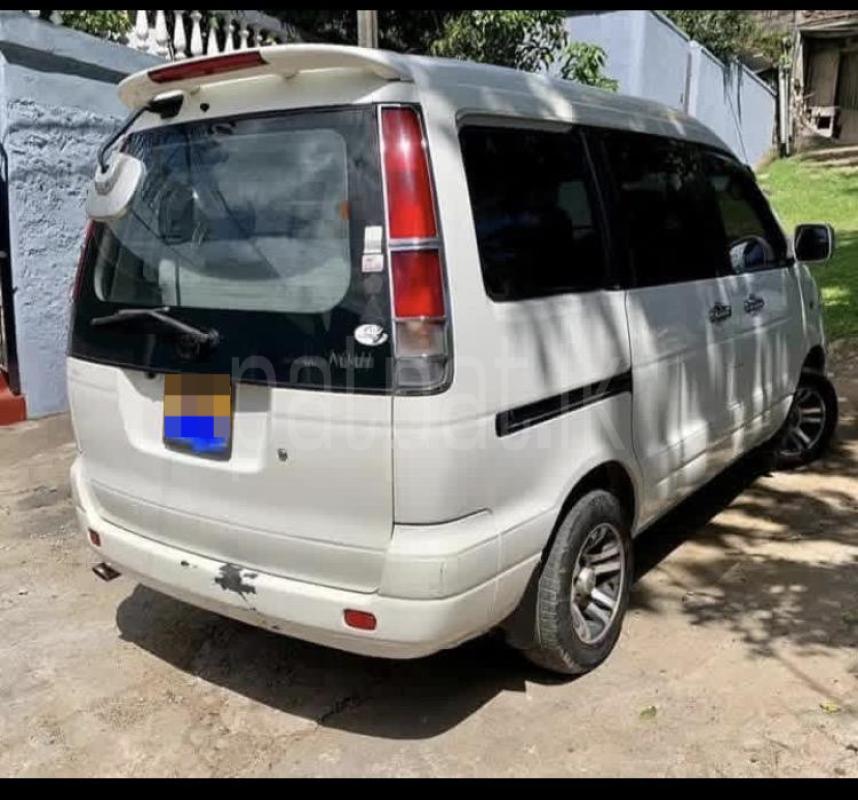 Advertisement image 1