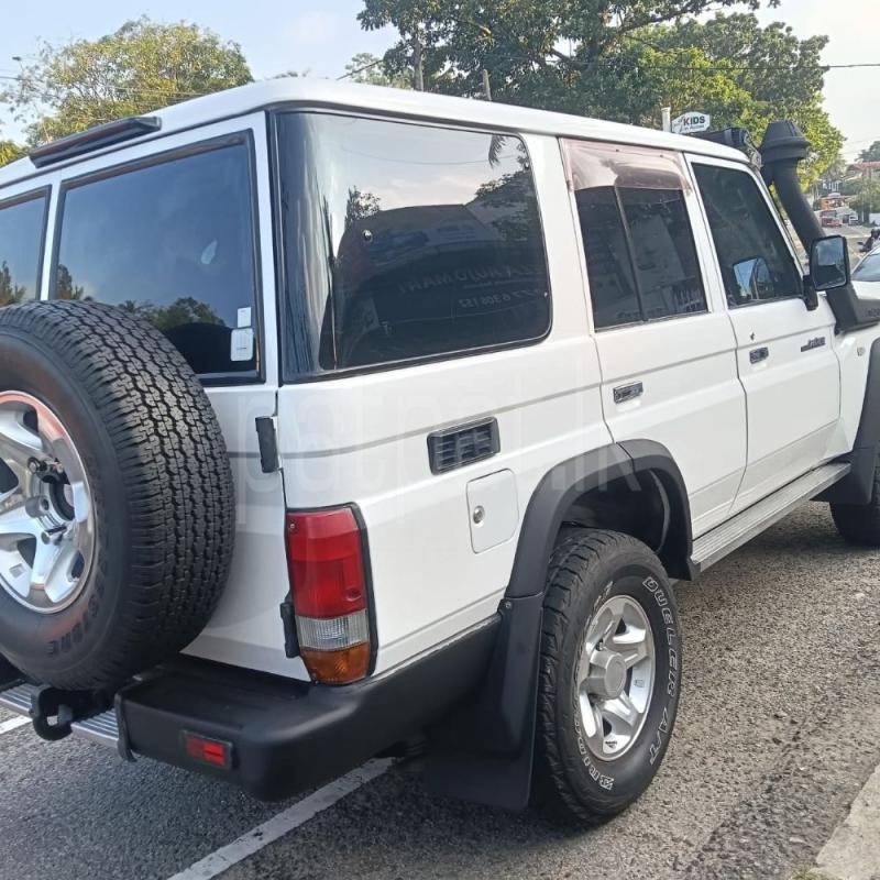 Advertisement image 5