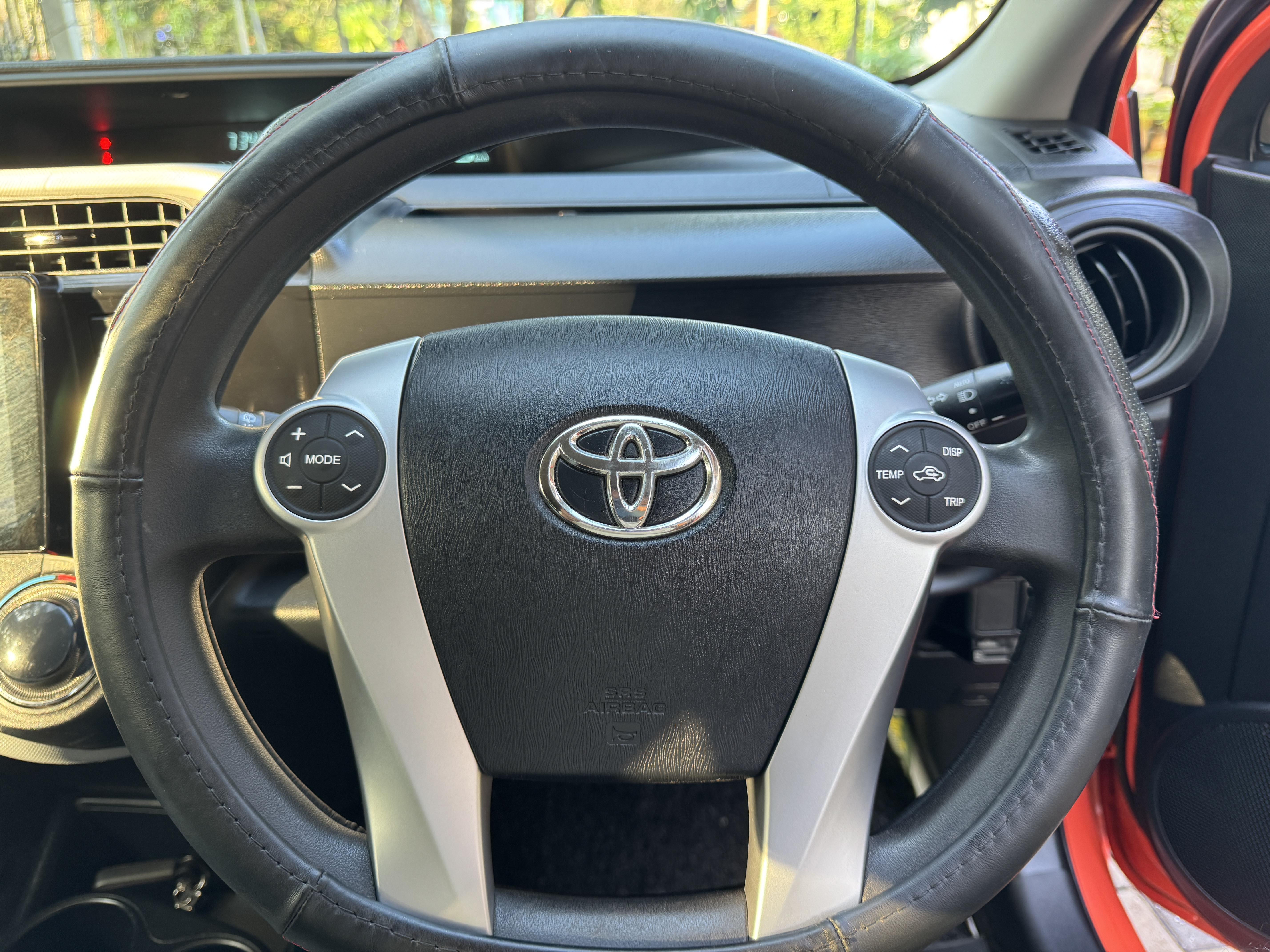 Toyota Aqua 2015 - Used Car sale in Sri Lanka - patpat.lk