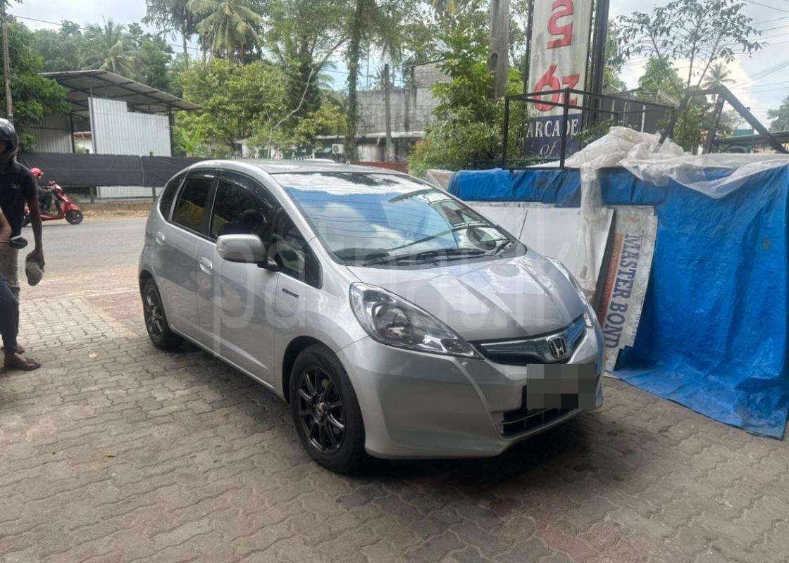 Advertisement image 1