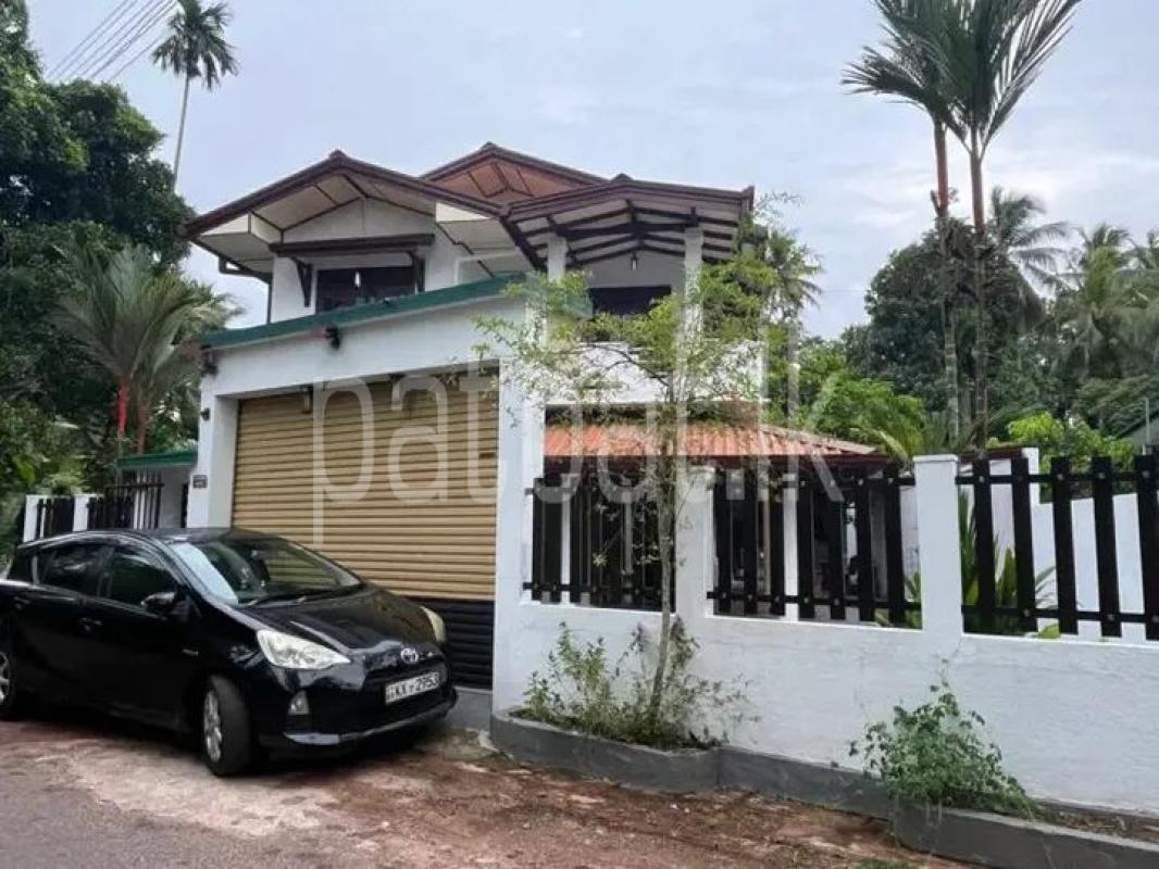 Advertisement image 1