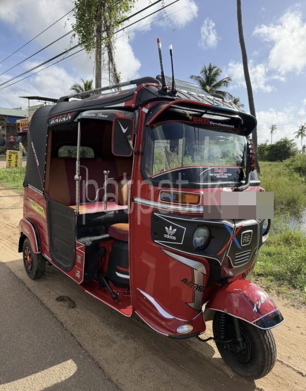 Bajaj Three Wheel 2016 - Used Three wheeler sale in Sri Lanka - patpat.lk