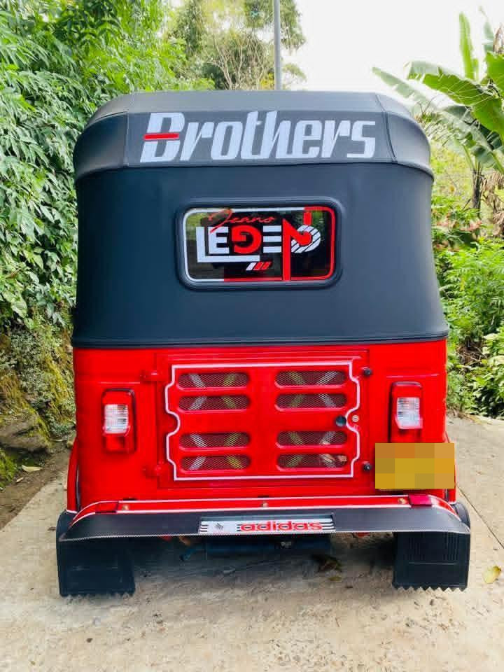 Bajaj Three Wheel 2015 - Used Three wheeler sale in Sri Lanka - patpat.lk