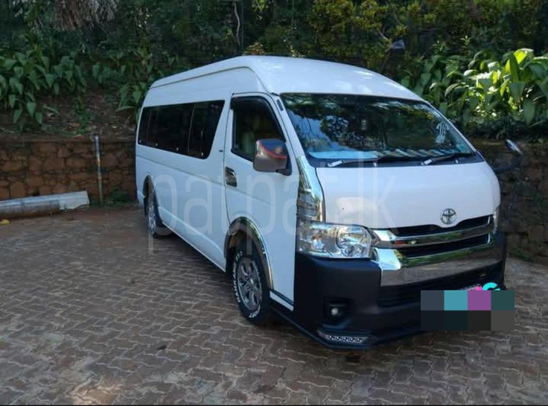 Toyota Hiace 2007 - பயன்படுத்தப்பட்டது வேன் sale in Sri Lanka - patpat.lk