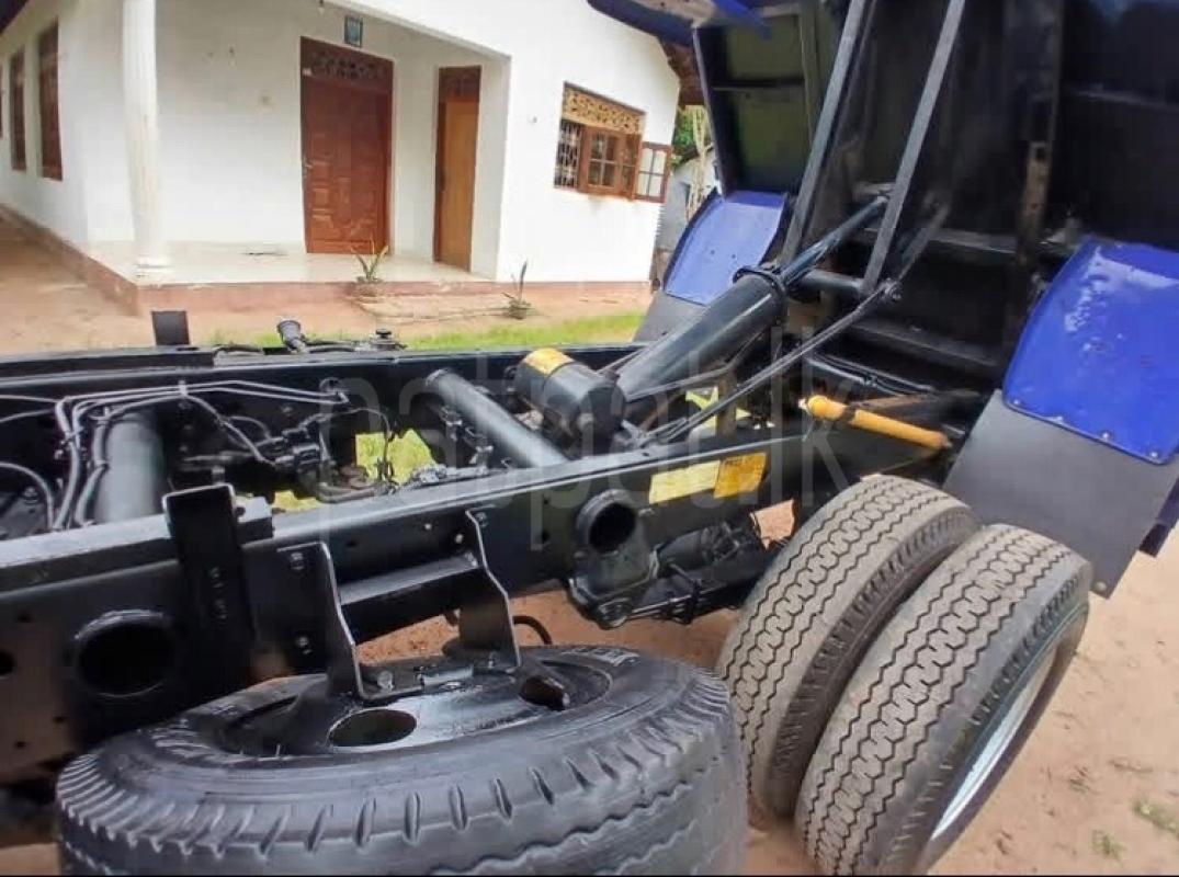 Advertisement image 5