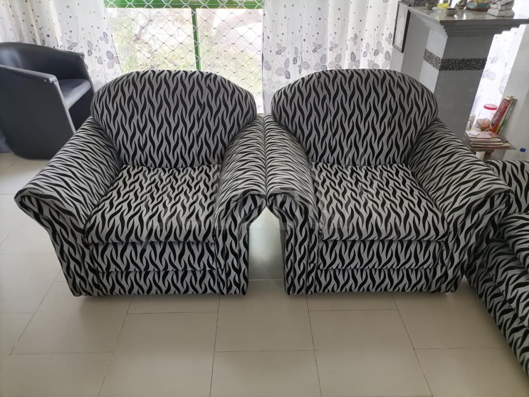 Sofa set