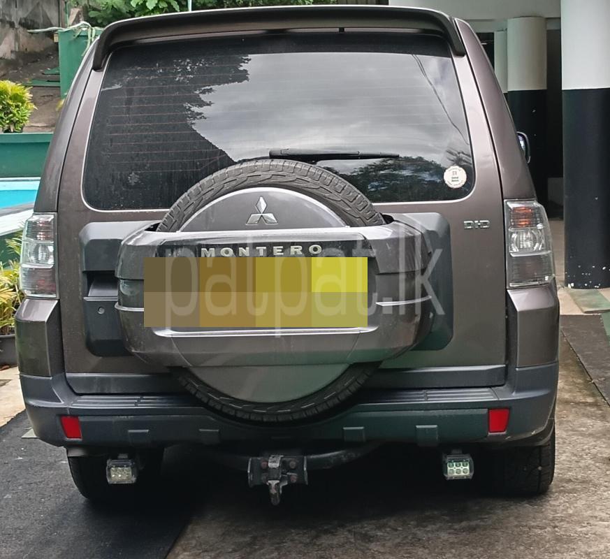 Mitsubishi Montero 2013 - பயன்படுத்தப்பட்டது SUV sale in Sri Lanka - patpat.lk