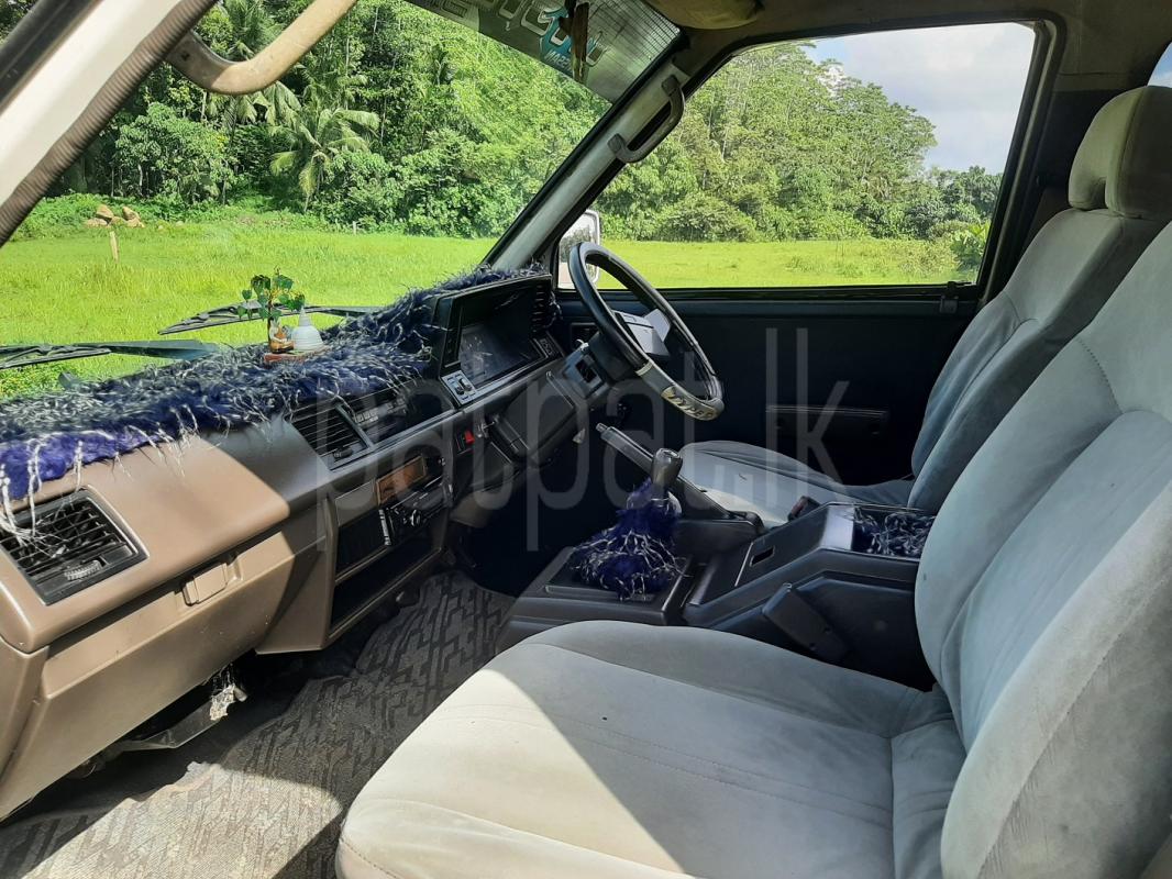 Nissan Vanette 1993 - භාවිතා කරන ලද වෑන් රථය sale in Sri Lanka - patpat.lk