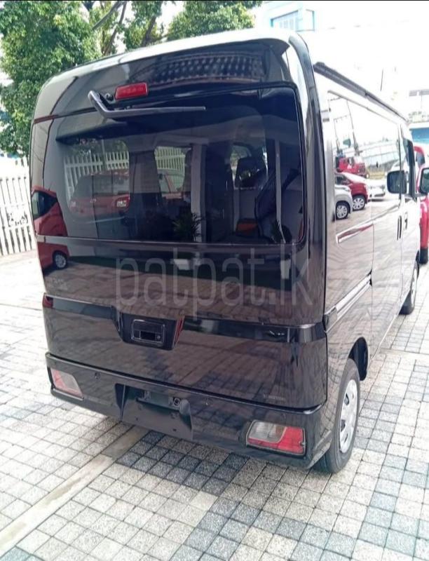 Advertisement image 6