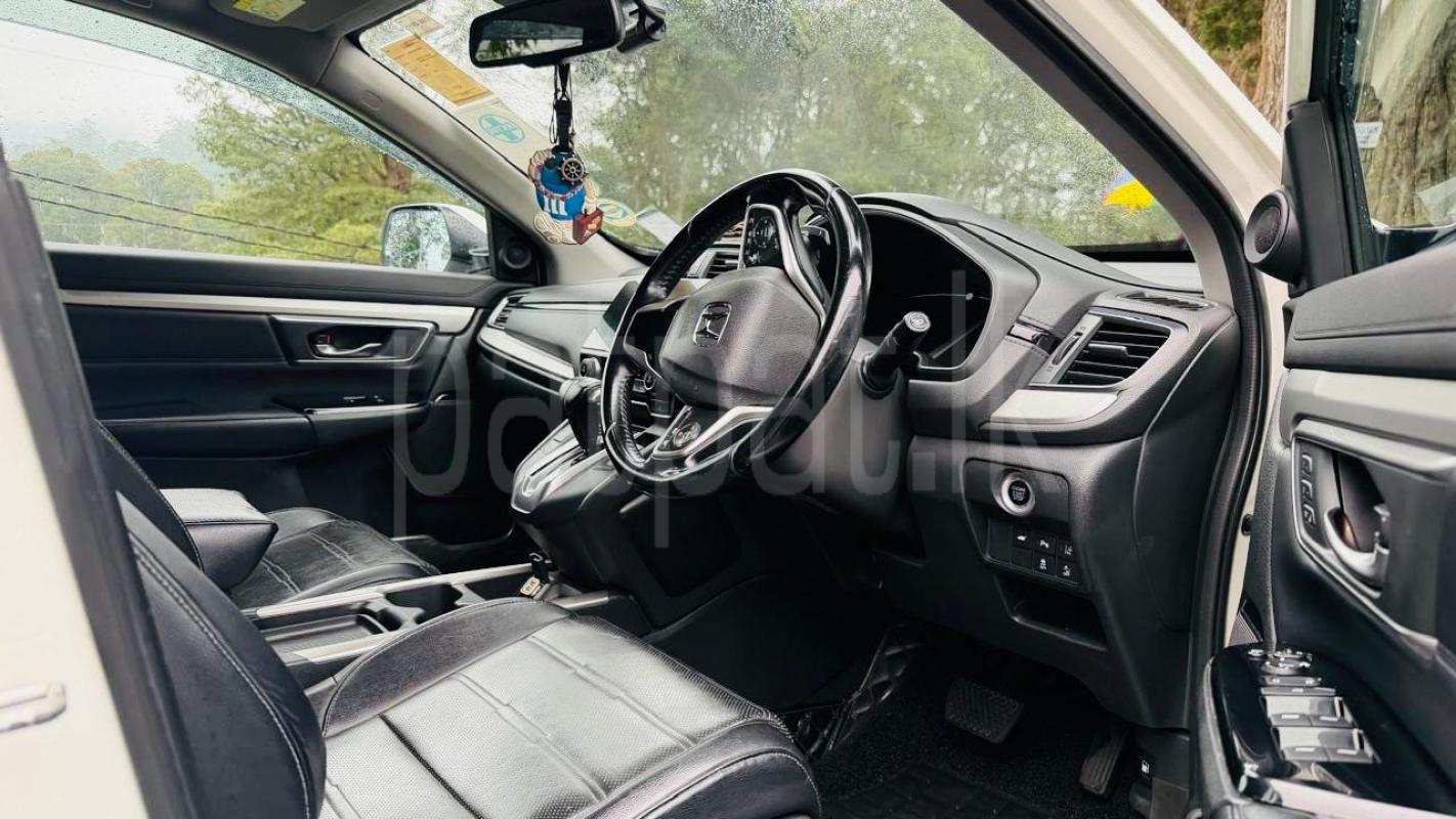 Honda CR V 2018 - பயன்படுத்தப்பட்டது SUV sale in Sri Lanka - patpat.lk