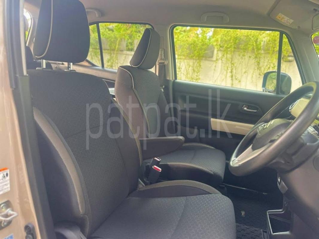 Advertisement image 6