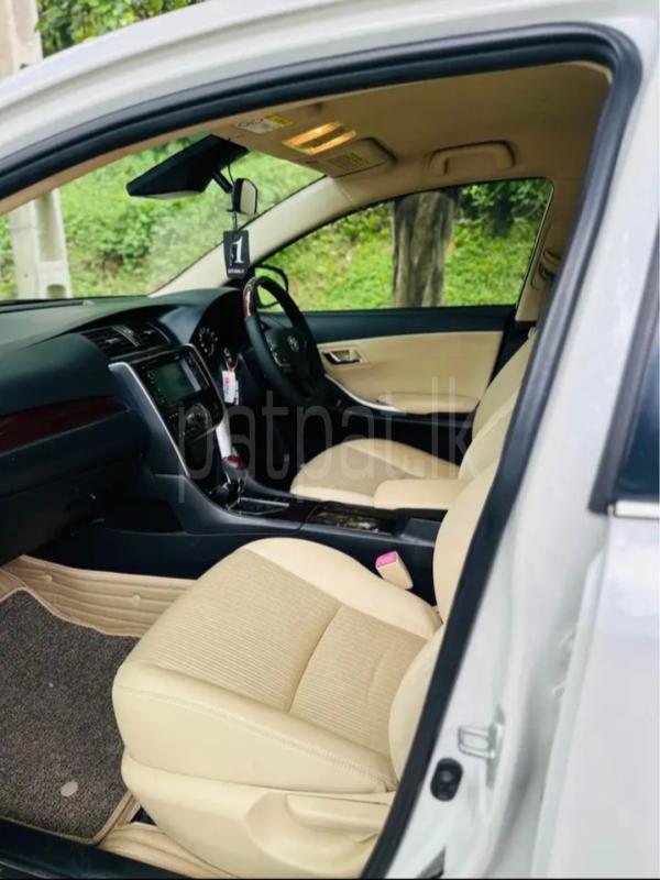 Toyota Premio 2017 - பயன்படுத்தப்பட்டது கார் sale in Sri Lanka - patpat.lk